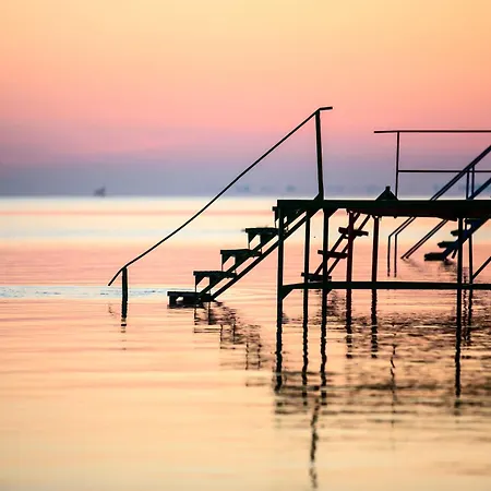 假日公园 Bavaria Club *