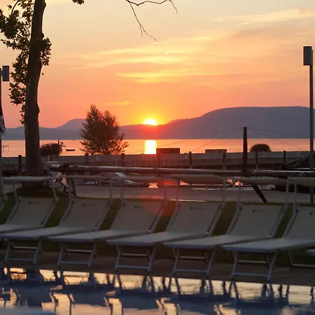 Bavaria Club * 巴拉通雷勒