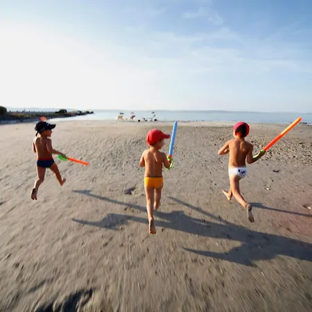 Bavaria Club * 巴拉通雷勒