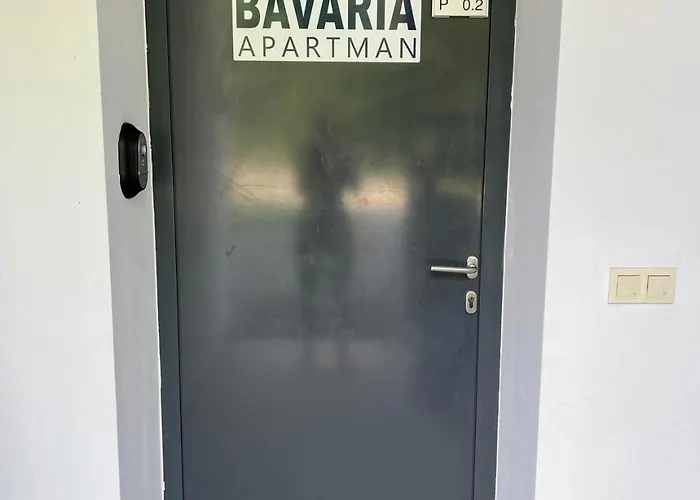 Bavaria Club * 巴拉通雷勒