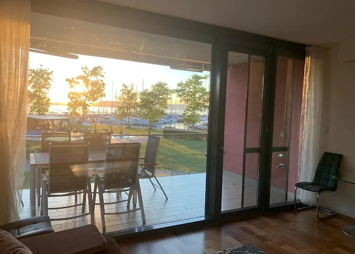 Bavaria Club 假日公园 巴拉通雷勒