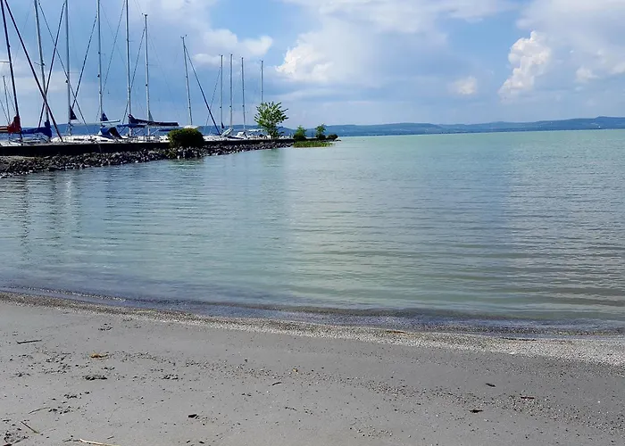 假日公园 Bavaria Club 巴拉通雷勒